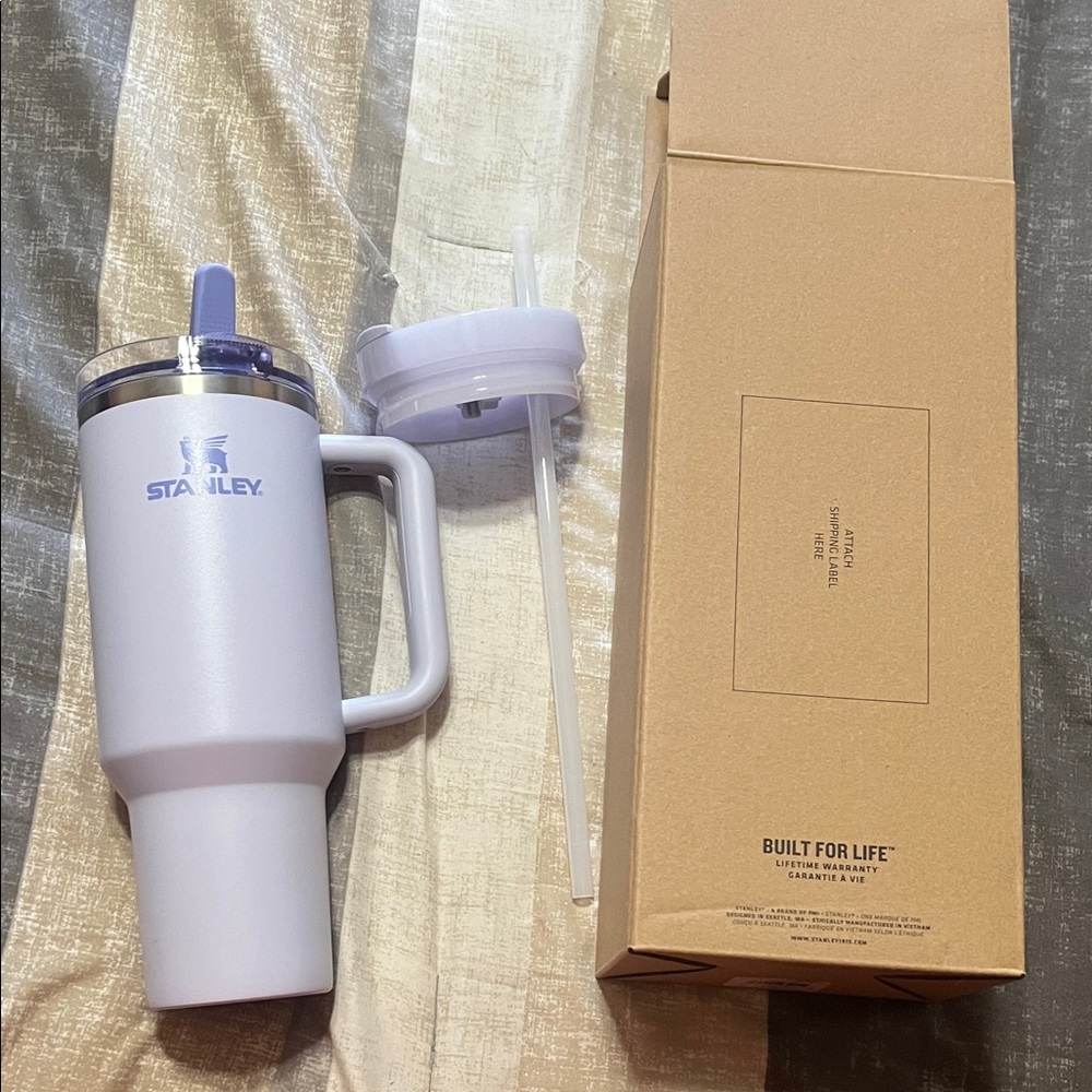 Stanley Dew Drop Tumbler - 40 oz - gently used - includes Amazon pro tour lid